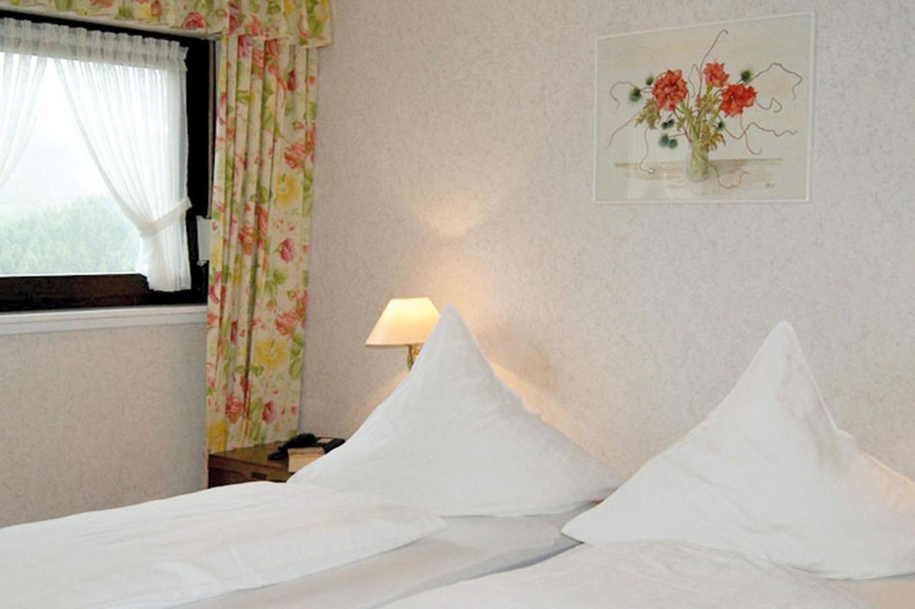 Landgasthof Hof Roscheid Hotel Attendorn Exterior foto